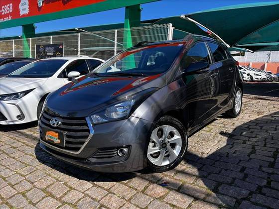 HYUNDAI HB20 1.6 COMFORT PLUS 16V FLEX 4P AUTOMÁTICO HYUNDAI HB20 1.6 COMFORT PLUS 16V FLEX 4P AUTOMÁTICO